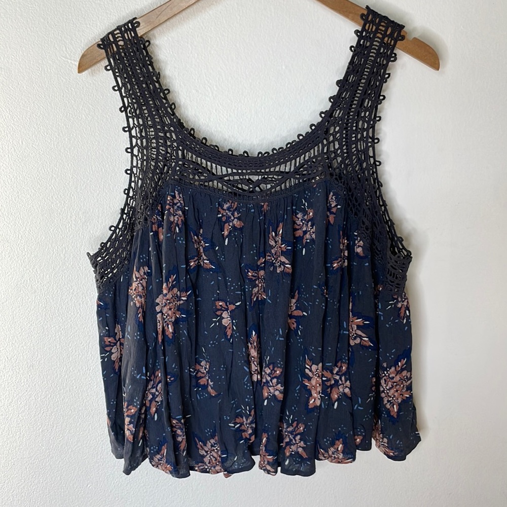 Floral Lace Cut-Out Shoulder Blouse